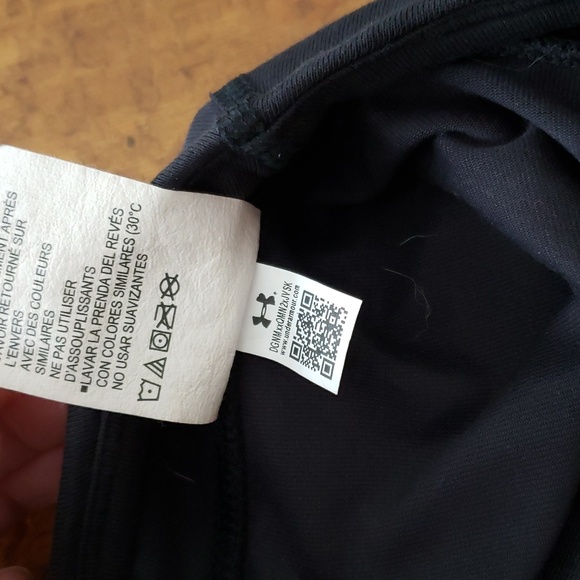 UNDER ARMOR TIGHTS - Picture 5 of 6